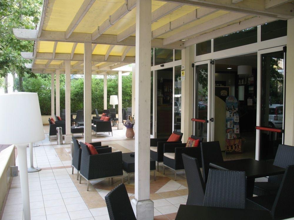 Hotel Orly Cesenatico Eksteriør billede