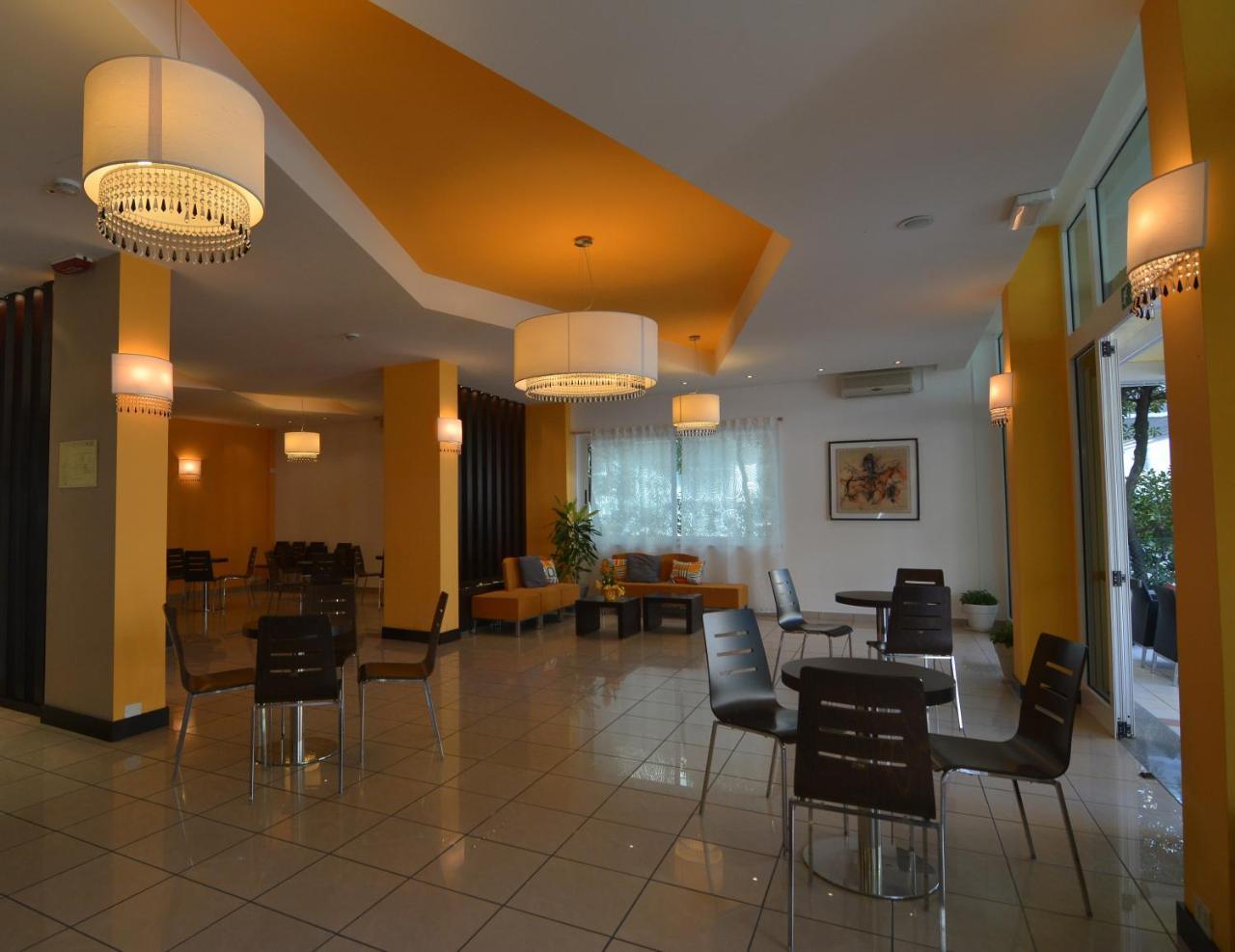 Hotel Orly Cesenatico Eksteriør billede