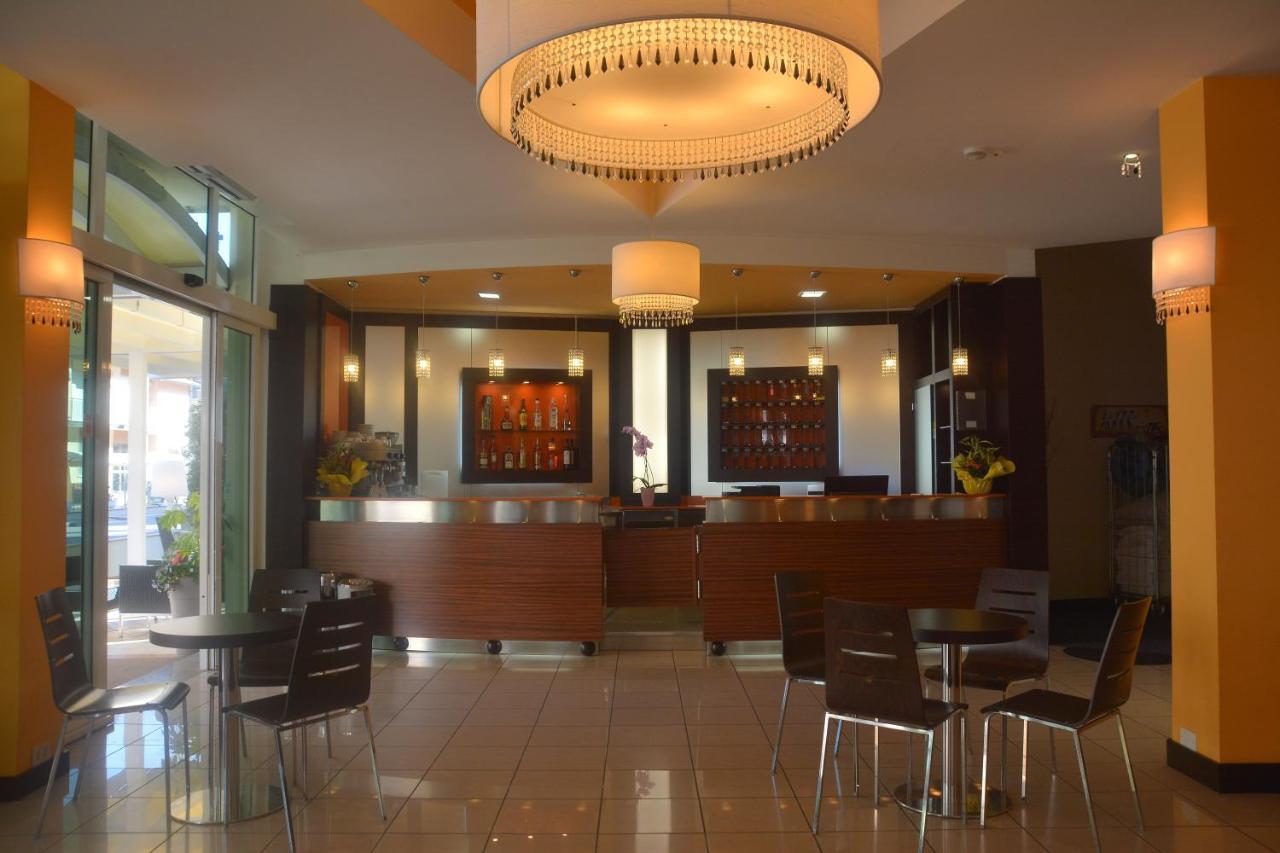 Hotel Orly Cesenatico Eksteriør billede